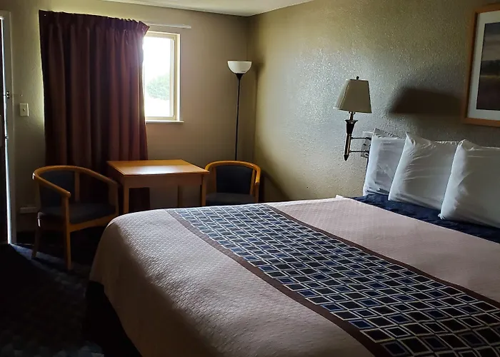 Budget Express Hotel 2*
